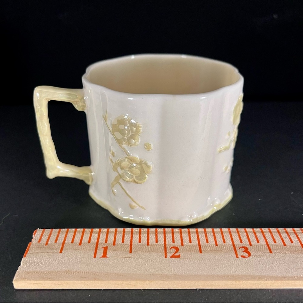 Vintage 5th Mark 1955-1965 Belleek Plum Blossom Lustre Mug Cup Teacup